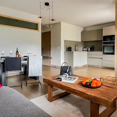 Stallion D15 Apartament